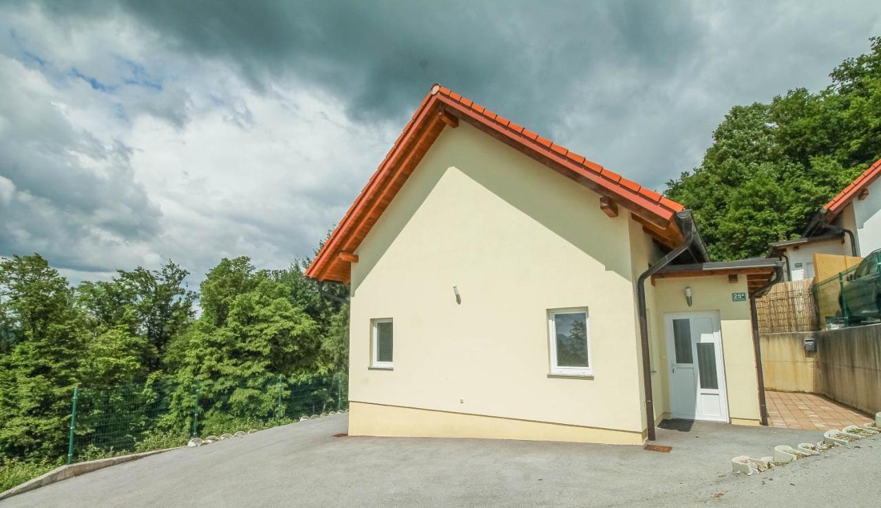 Holiday Home Bor Podcetrtek Bagian luar foto